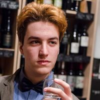 Pavle Menalo的照片