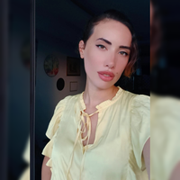 Kutsal Altingoz的照片