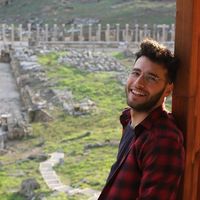 Erşan Şimşek的照片