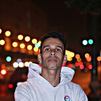 Yassine Lakbiri的照片