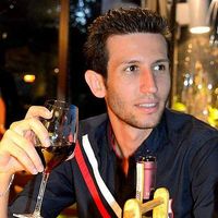 Ozgur Kalyoncuoglu's Photo