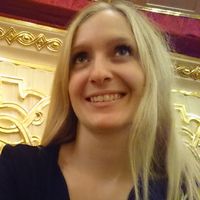 Christine Broch的照片