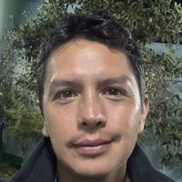 Javier Rosas的照片