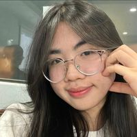 Uyên Nguyễn's Photo