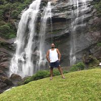 Viraj De Livera Tennekoon's Photo