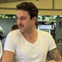 Sandi Sipura's Photo