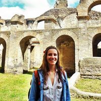 Emi Frangie的照片