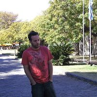 Julian Isola的照片