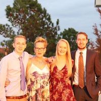 Trey Whelton的照片