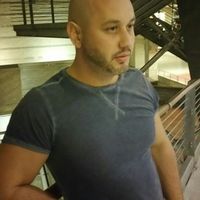 Adi Scut Acu Prietenii的照片