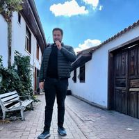 Yunus Tosun的照片