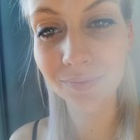 Madeleine Holm的照片