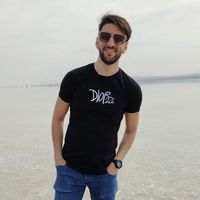 ArasH Abdoli's Photo