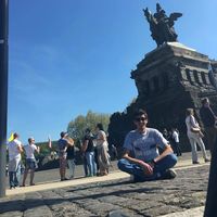 Naser Baniatta的照片