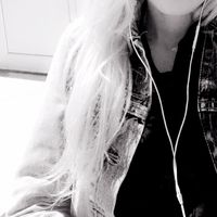 Inès Rebei的照片