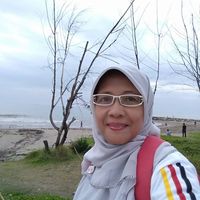 Reni Waldani's Photo