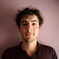 Etienne Quinn的照片