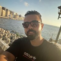 Mustafa El ShaȜrawy的照片