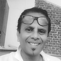Maniv Arcot's Photo