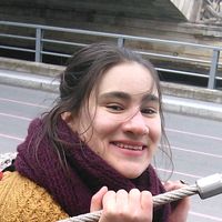 Adeline ANDRIEU的照片