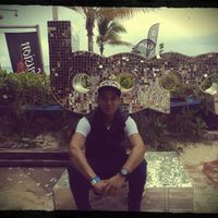 Damián Tapia的照片