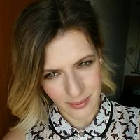 Tünde Kádár的照片