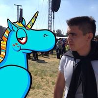 Ro Hernandez's Photo