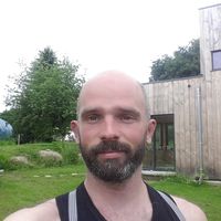 Brendan Corre的照片