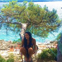 Jade Darahem's Photo