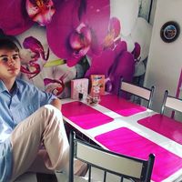 Michael Aushev的照片