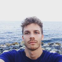 alberto averna的照片