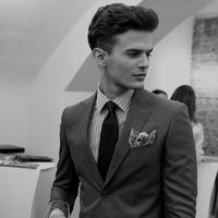 Gabriel Trifa的照片