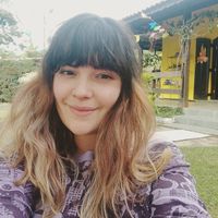 Alline Mellõ的照片