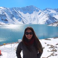 Cami Tirado的照片