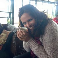 Eszter Tarcsafalvi的照片