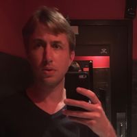 Shaun Hutchins的照片