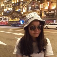 Stephanie Zhou's Photo