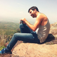 Nasser Malek的照片