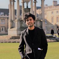 Devarchan Banerjee的照片