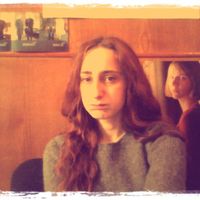 Elene Pasuri's Photo