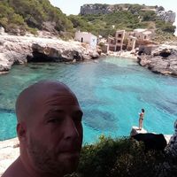 julien paternina's Photo