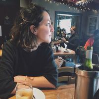 Özge Yücesoy's Photo