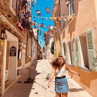 Naïs  D'hahan's Photo