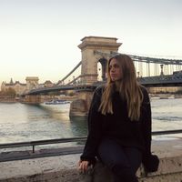 Sara Ortega的照片