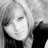 Anna Miller的照片