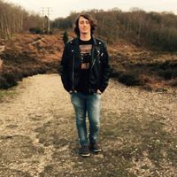 Charlie Johnstone的照片