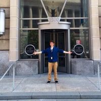 Sam Forstag的照片