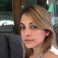 Pardis Hpour's Photo