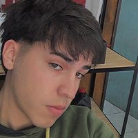 Franco Acuña的照片