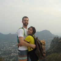 Francis Collier (and Bella Hernández and Pina the dog)的照片